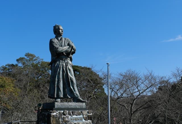 幕末のベンチャー起業家・坂本龍馬に学ぶ:不確実な時代を勝ち抜く「突破」の経営論